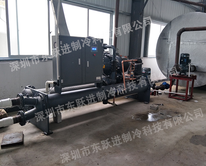 80匹水冷低溫螺桿冷水機(jī)(-10℃)在乳品行業(yè)的應(yīng)用案例
