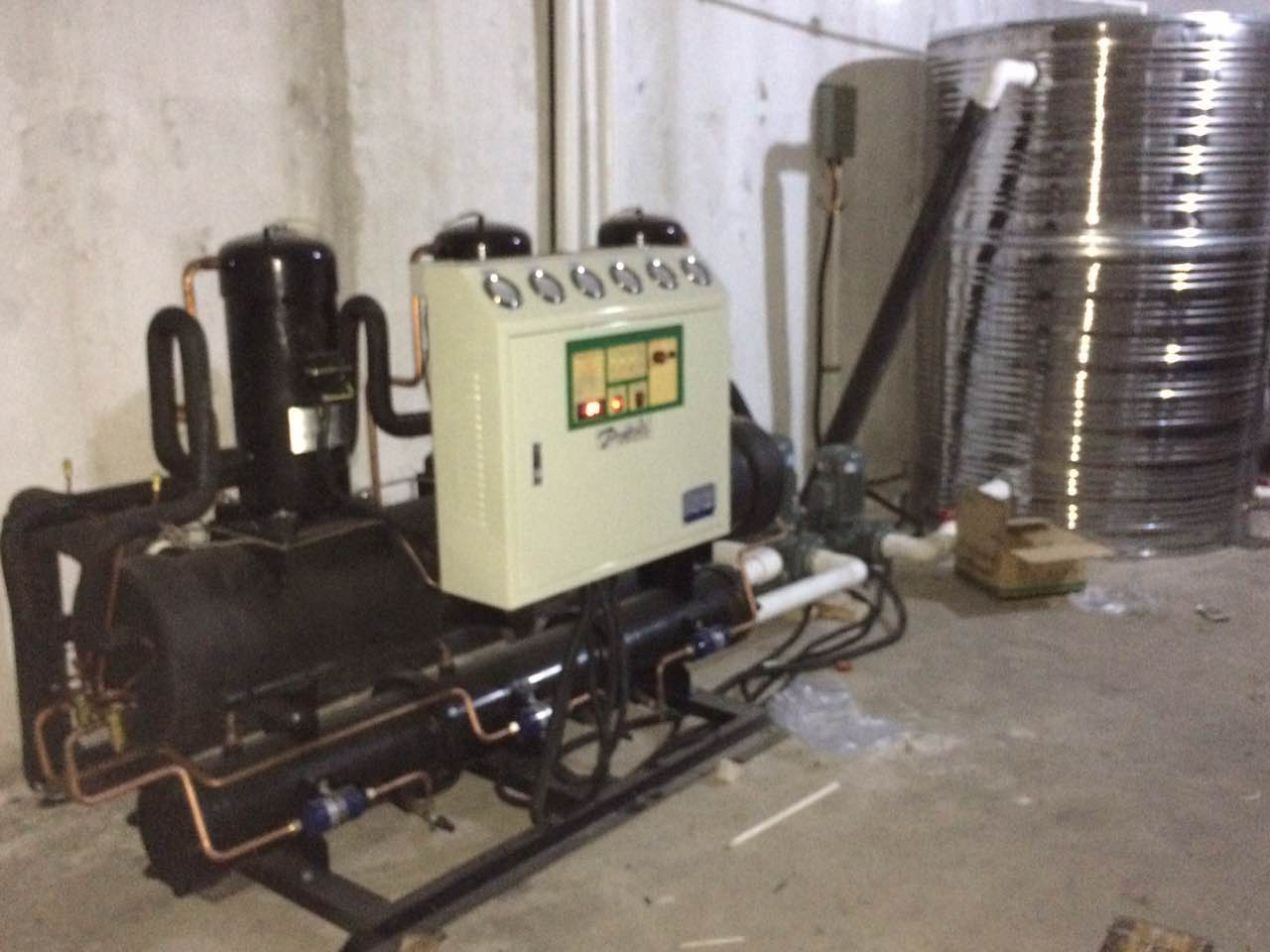 深圳龍崗水冷開(kāi)放式冷水機